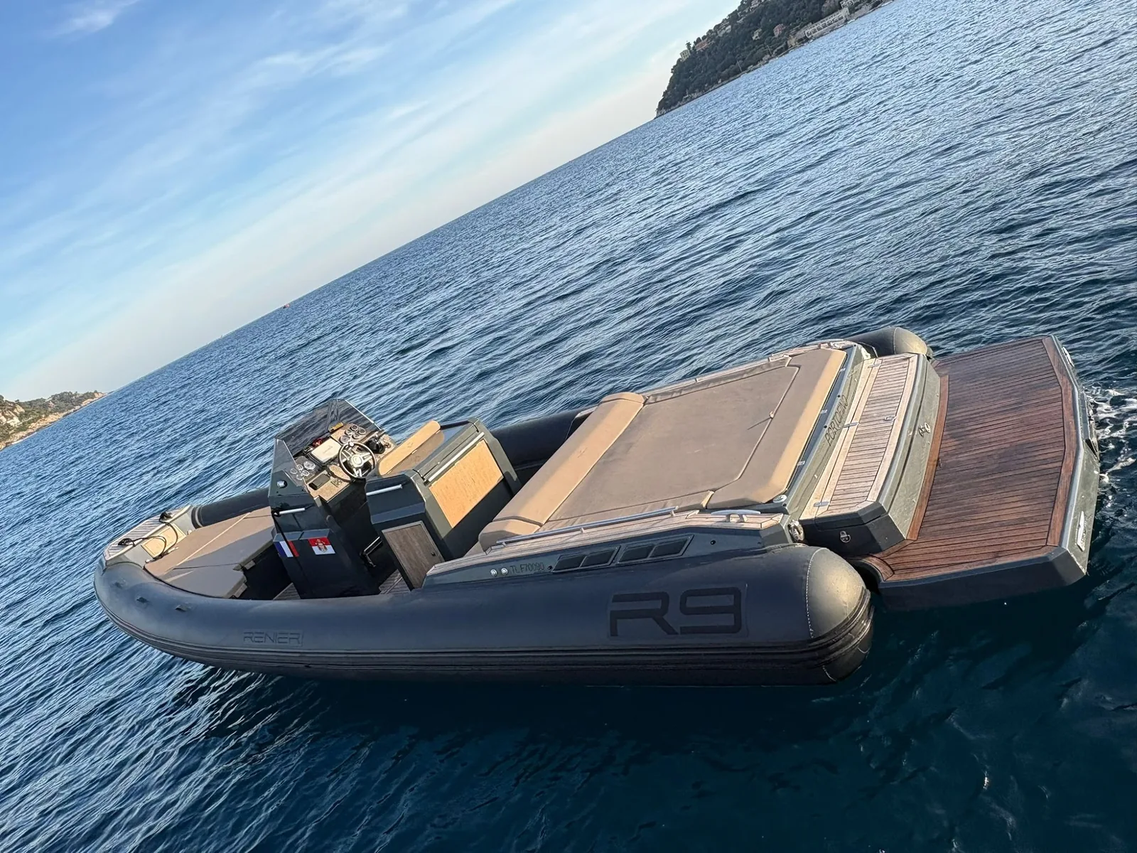 RENIER R9 – Yacht 9.75 m – Image n°1