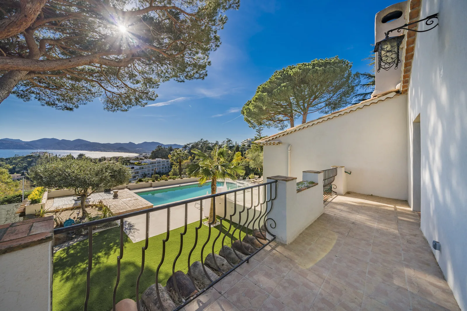 Villa Amelia – 300 m² – Cannes – Image n°1