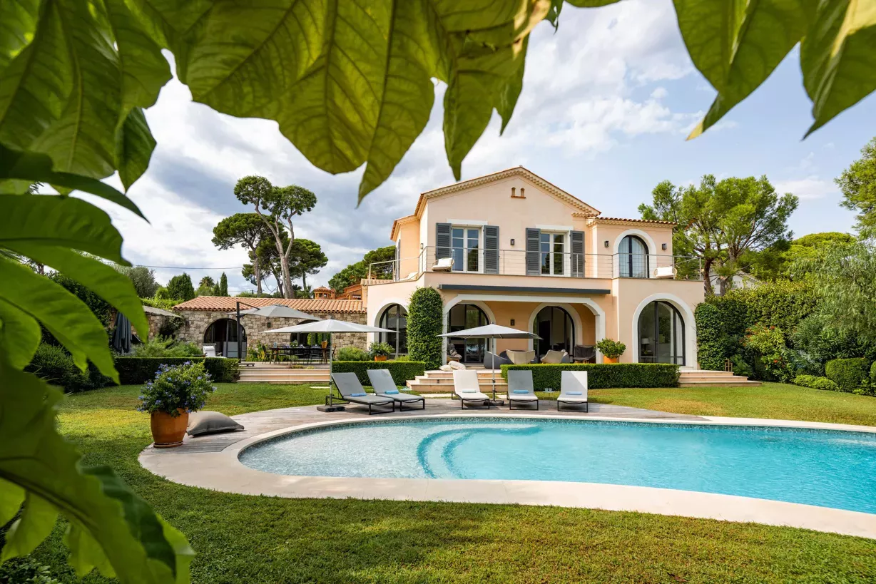 Villa Garoupa – Sea View Villa in Cap d’Antibes – 330 m² – Cap d’Antibes – Image n°1