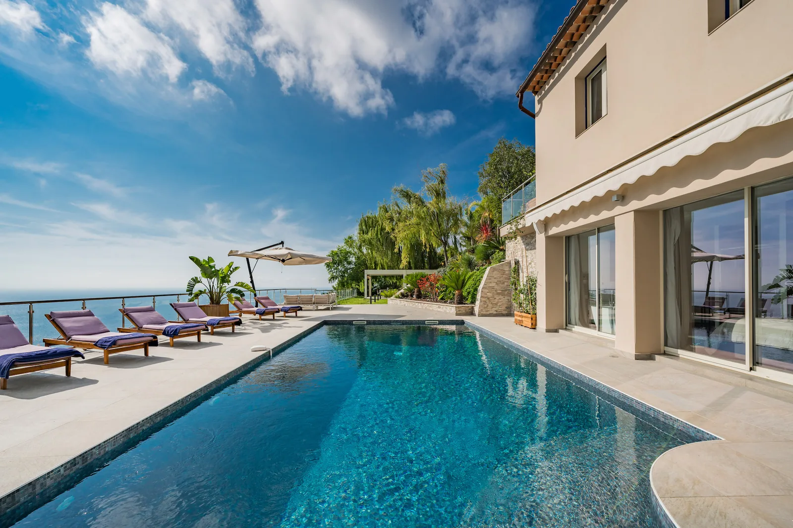 Villa Jessie – 350 m² – Autour de Monaco – Image n°1