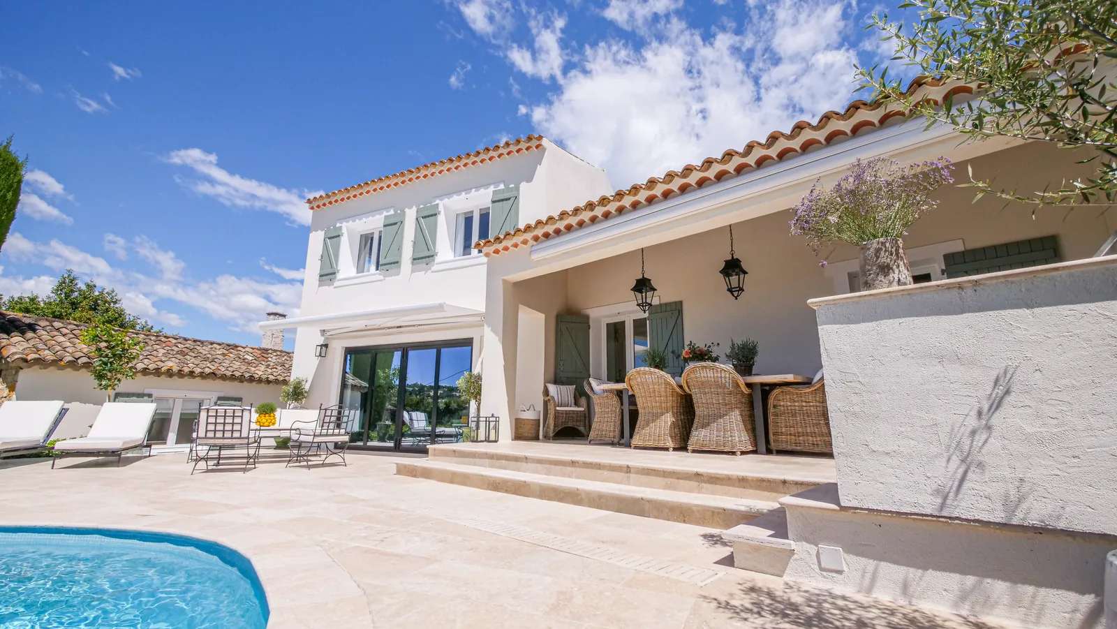 Villa Lauriers – 150 m² – Valbonne – Image n°1
